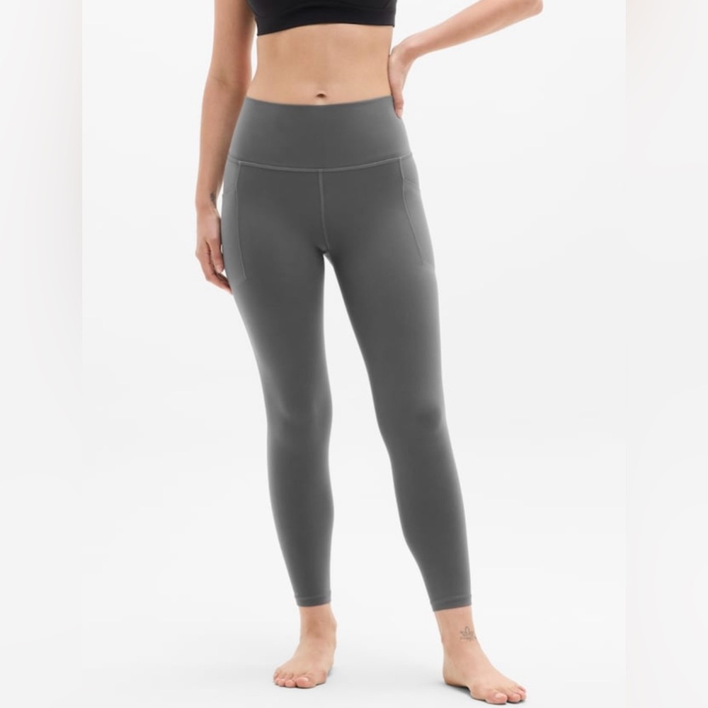 Athleta Salutation Stash High Rise 7/8 Yoga Legging gray petite small